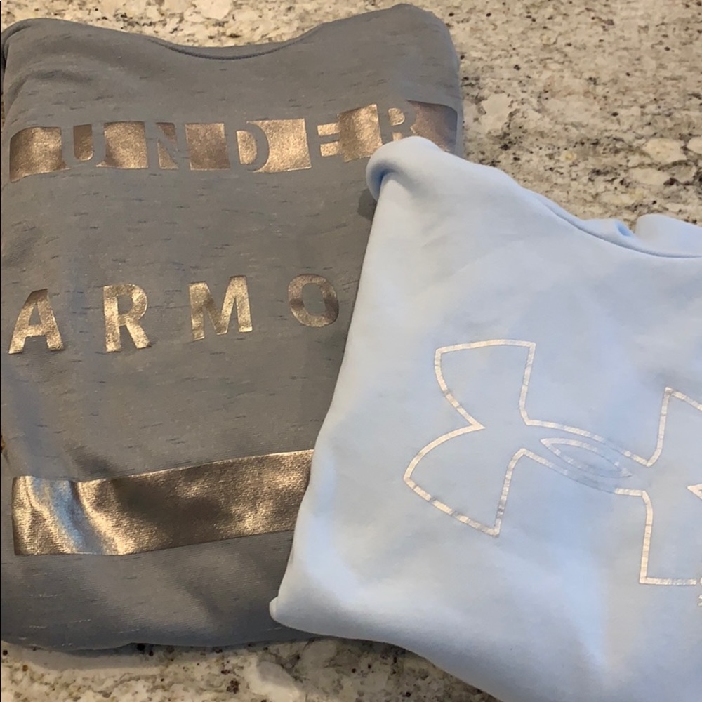 2 sz small Under Armour hooded sweatshirts EUC!